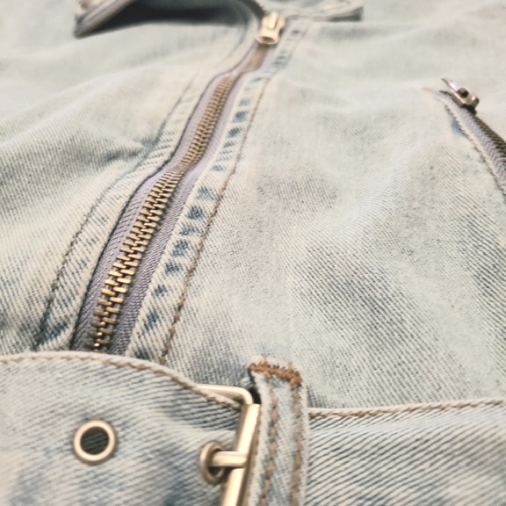 Jean jacket - Picture 3 of 7